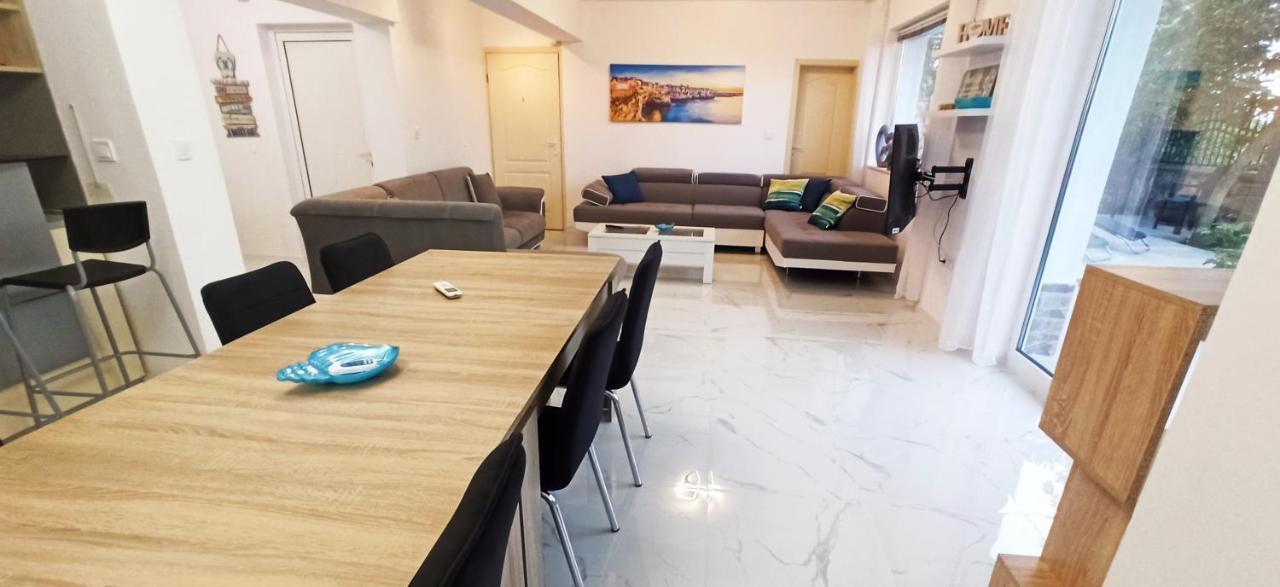 Arode Villa Ovidius - Apartments Baltjik Exteriör bild