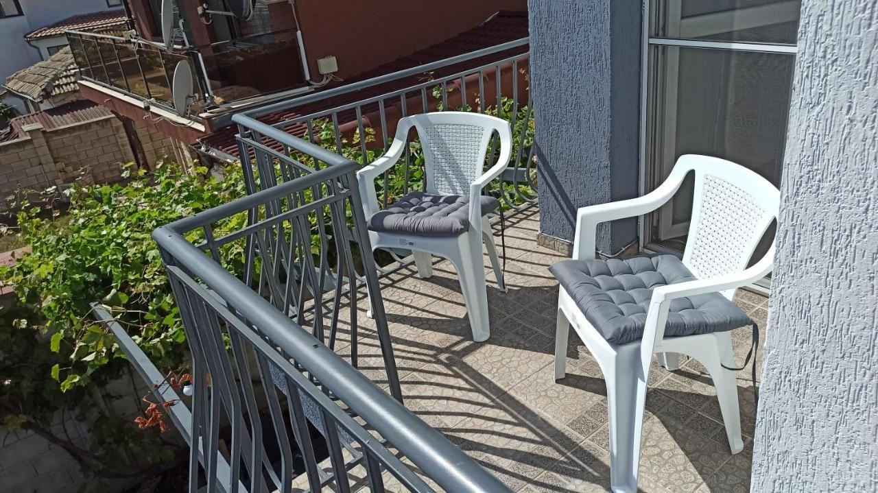 Arode Villa Ovidius - Apartments Baltjik Exteriör bild