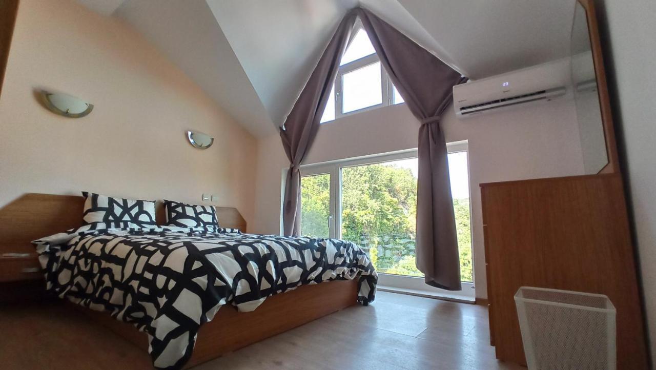 Arode Villa Ovidius - Apartments Baltjik Exteriör bild